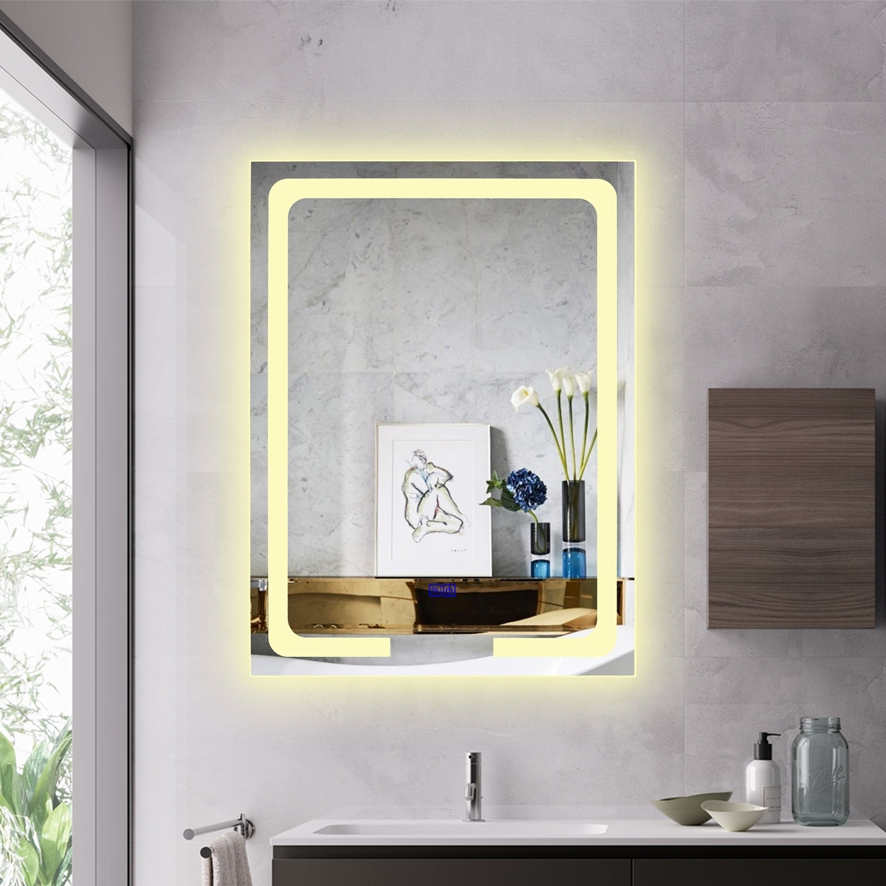 CH9M007BL32-VRT LED Mirror